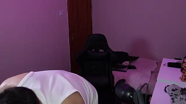 lucas kazimm online show from 02/17/25, 07:42