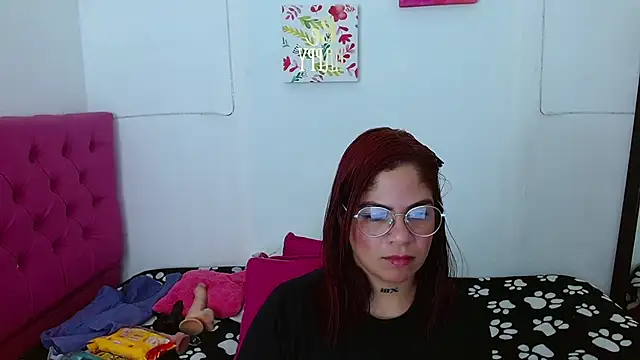 Snapshot of hornny_cougar chatting on 02/14/25, 02:50 hornny cougar online show from 02/14/25, 02:50