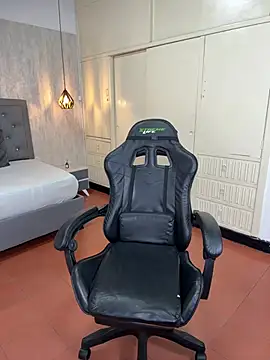 Hadley  online show from 01/28/25, 03:47