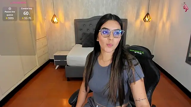 Hadley  online show from 02/25/25, 03:31