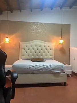 Hadley  online show from 09/14/25, 04:39