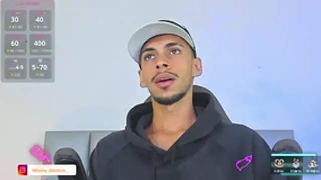 Snapshot of Sam_culhane chatting on 10/26/25, 06:08 Sam culhane online show from 10/26/25, 06:08