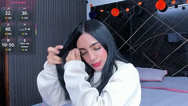 Snapshot of Estefy_gomez09 chatting on 11/13/25, 03:38 Estefy gomez09 online show from 11/13/25, 03:38