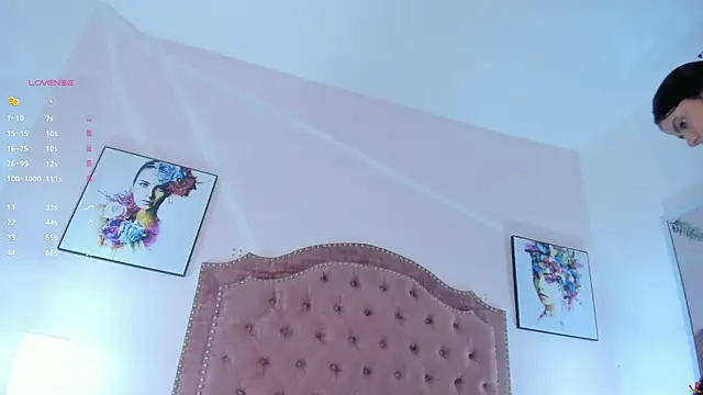 Snapshot of Mia_greco_ chatting on 03/16/25, 02:21 Mia greco online show from 03/16/25, 02:21