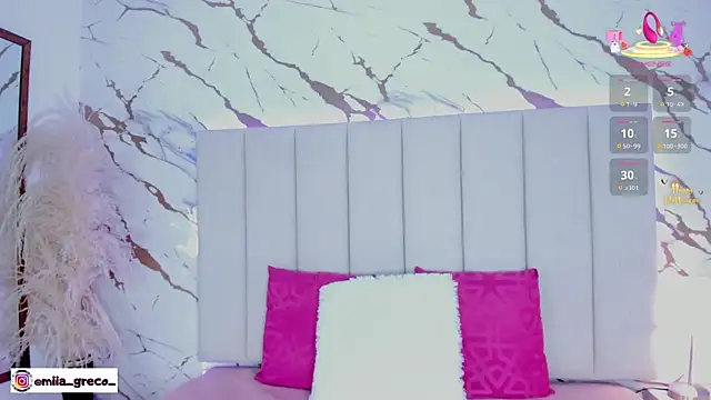 Mia greco  online show from 11/03/25, 08:43