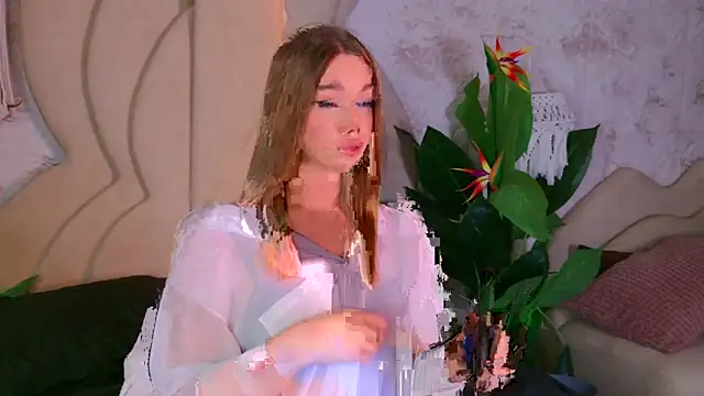 EvansLover online show from 10/26/25, 08:59