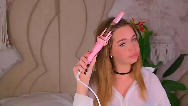 EvansLover online show from 11/16/25, 10:04