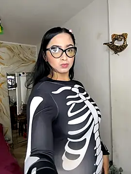 kendall morry online show from 10/16/25, 04:13