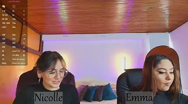  Emma11 online show from 03/18/25, 07:42