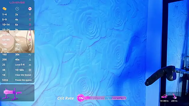 Snapshot of Sarahi_Camila chatting on 10/17/25, 10:12 Sarahi Camila online show from 10/17/25, 10:12