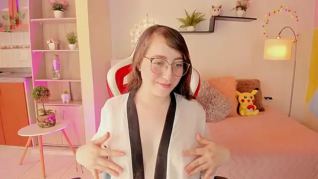 Snapshot of julietha_bianco_ chatting on 03/06/25, 04:28 julietha bianco online show from 03/06/25, 04:28