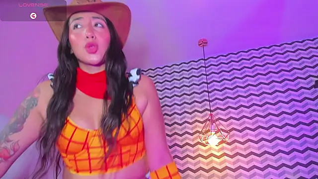 CALANTHELOVE1 online show from 03/08/25, 03:17