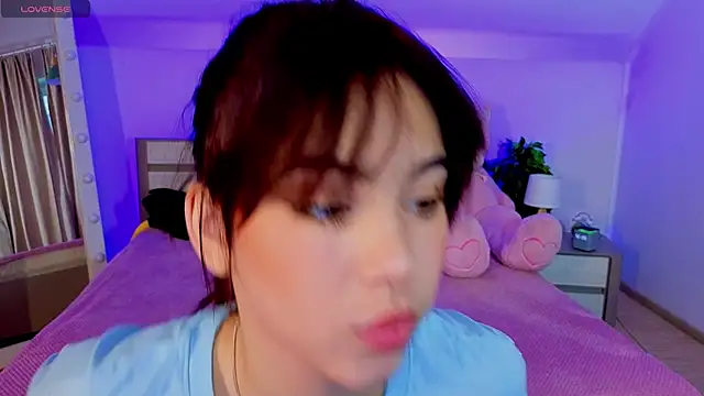 Hotary Yuko online show from 11/14/25, 02:32