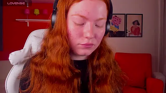 SophieOuld online show from 09/26/25, 03:32