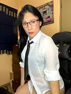 Snapshot of ValeriaVixen chatting on 11/11/25, 06:19 ValeriaVixen online show from 11/11/25, 06:19