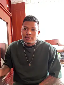 Saipadpuer30 online show from 10/22/25, 02:39