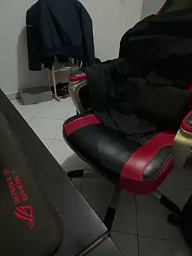 alexgun8 online show from 02/10/25, 12:50