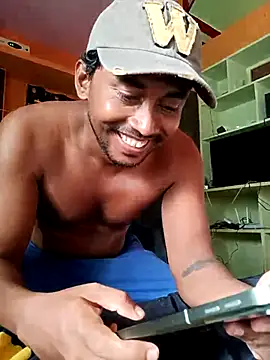 bigcock thick online show from 10/25/25, 03:47