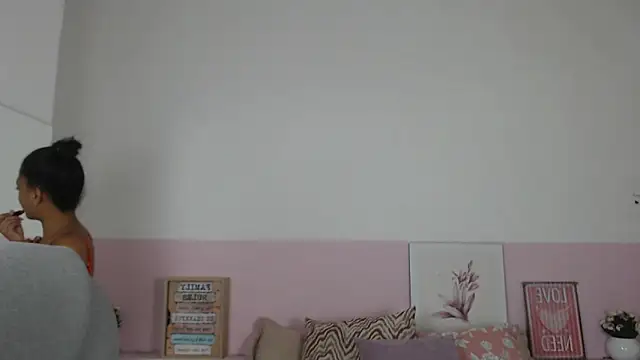 brendathompson  online show from 02/17/25, 12:48