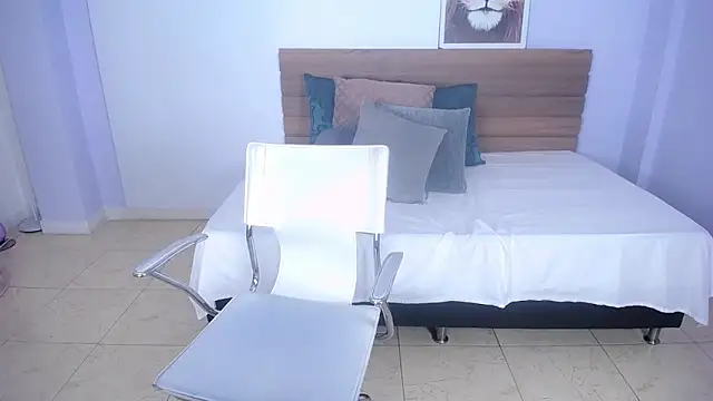 brendathompson  online show from 03/07/25, 10:56