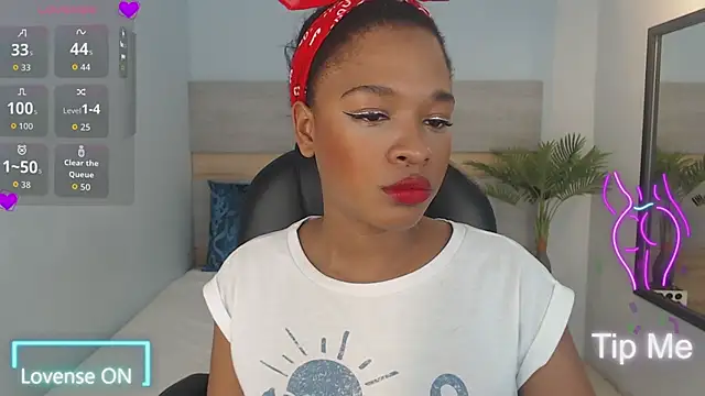 brendathompson  online show from 10/15/25, 03:17