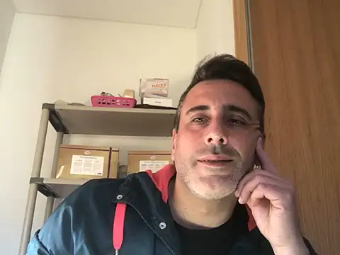 66MA69 online show from 02/03/25, 03:27