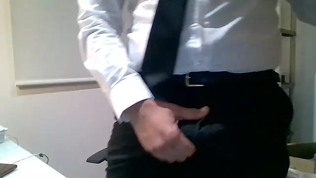 66MA69 online show from 10/26/25, 06:41