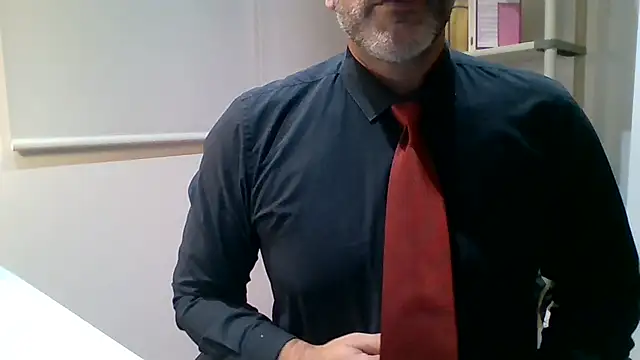 66MA69 online show from 10/30/25, 10:21