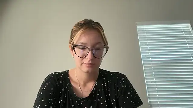 Mermaid-hana online show from 03/22/25, 10:37