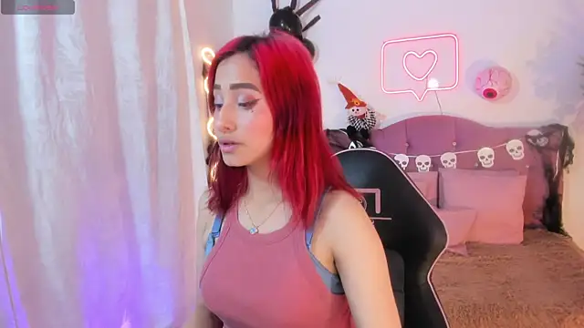 palmerfox tay online show from 11/02/25, 03:31