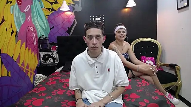 SimonAndJocelyn online show from 02/17/25, 07:42