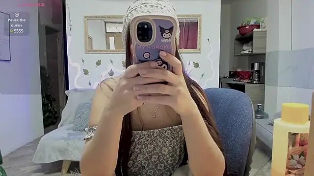 Snapshot of IZZY_BEAUTIFUL chatting on 02/28/25, 07:35 IZZY BEAUTIFUL online show from 02/28/25, 07:35