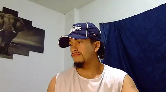 Snapshot of Keiviid chatting on 02/03/25, 10:03 Keiviid online show from 02/03/25, 10:03