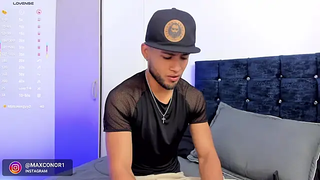 Snapshot of Max_Conor1 chatting on 10/29/25, 03:03 Max Conor1 online show from 10/29/25, 03:03