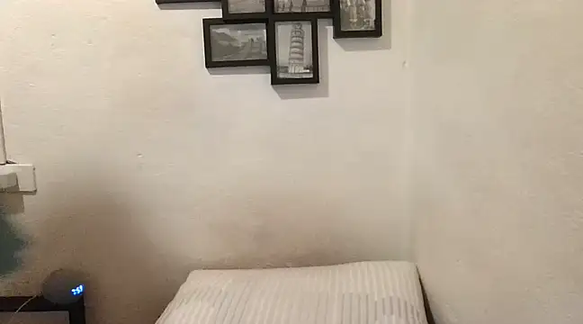 MirandaLatinaLovely online show from 02/06/25, 02:00