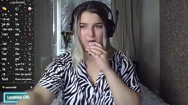 Jenny Smit online show from 10/20/25, 07:31