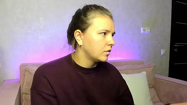 Snapshot of Jenny_Jimmy chatting on 10/02/25, 11:56 Jenny Jimmy online show from 10/02/25, 11:56