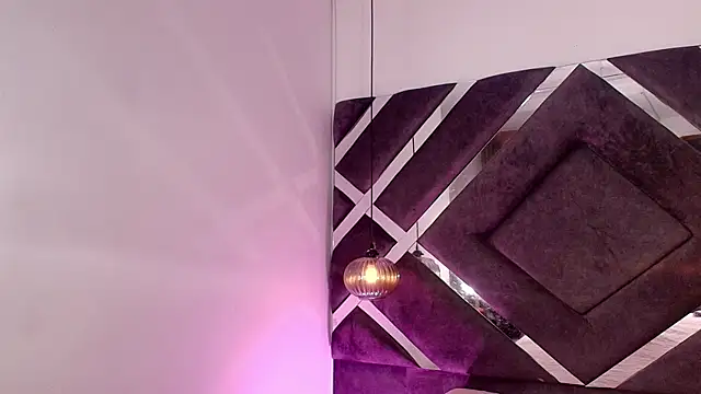 sara lopee1 online show from 10/07/25, 12:57