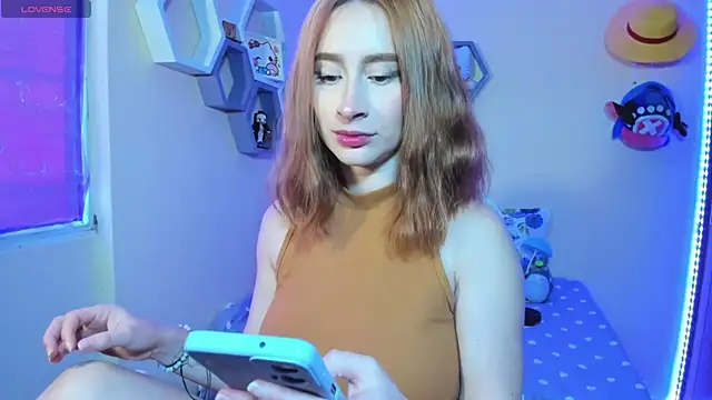 Snapshot of chloe_rockss_ chatting on 02/13/25, 06:38 chloe rockss online show from 02/13/25, 06:38