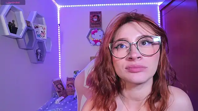 Snapshot of chloe_rockss_ chatting on 03/01/25, 06:46 chloe rockss online show from 03/01/25, 06:46