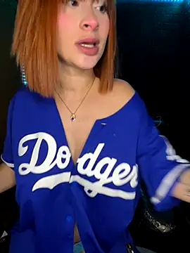 Snapshot of chloe_rockss_ chatting on 09/25/25, 10:57 chloe rockss online show from 09/25/25, 10:57