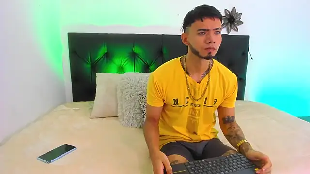 Niick01  online show from 03/16/25, 12:00