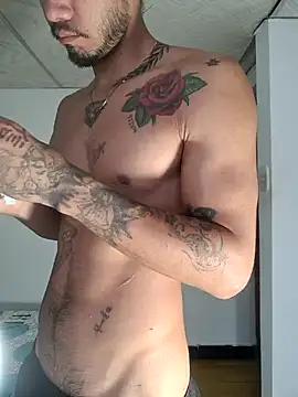 Niick01  online show from 10/13/25, 02:06