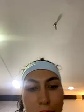 allicemackenzie online show from 11/17/25, 12:38