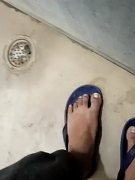 Hot funky boy online show from 11/23/25, 04:01