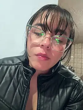 megan cl online show from 03/12/25, 02:09