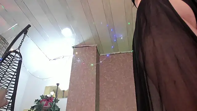 Snapshot of FelicitaSweet chatting on 02/28/25, 10:39 FelicitaSweet online show from 02/28/25, 10:39