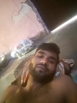 Snapshot of Singleboylucknow chatting on 09/14/25, 10:14 Singleboylucknow online show from 09/14/25, 10:14