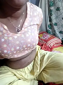 Snapshot of monekhan123 chatting on 02/05/25, 11:44 monekhan123 online show from 02/05/25, 11:44