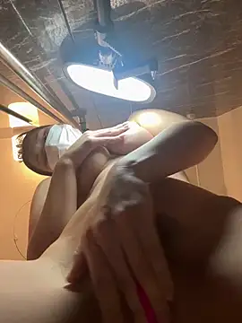 Rara  oo online show from 03/23/25, 07:20